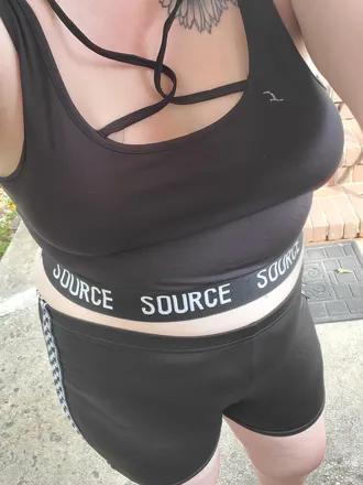 OnlyFans cuenta scarletxxxlove header 2