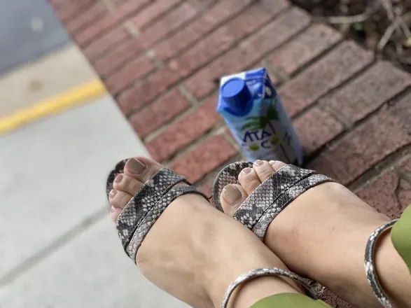 OnlyFans cuenta sweetandsassiefeet avatar 1