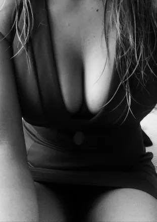 OnlyFans cuenta solange3007 header 2