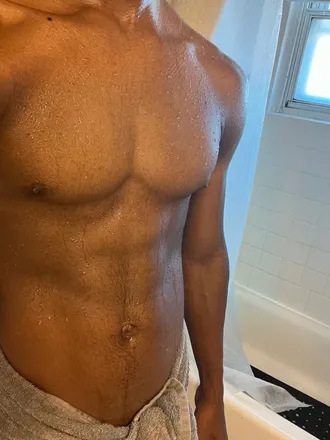 OnlyFans cuenta theheartguyx header 2