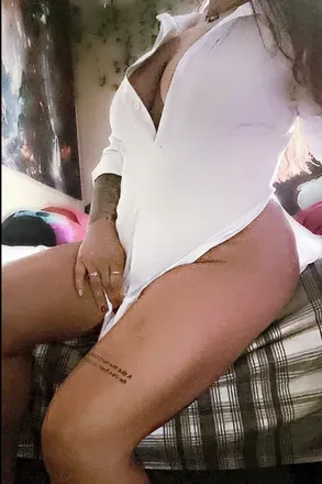 OnlyFans cuenta mikmarie13 avatar 1