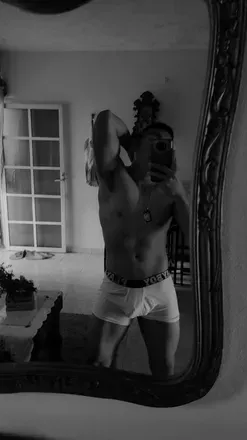 OnlyFans cuenta fernandoestrella69 avatar 1