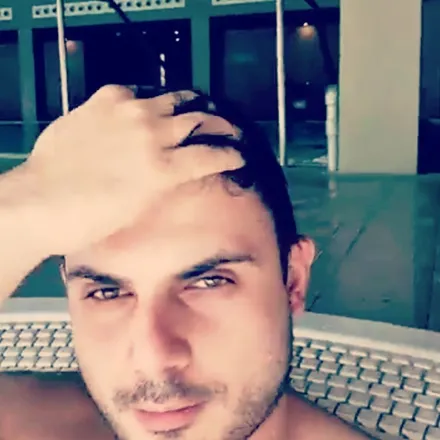 OnlyFans cuenta guessho1 header 2