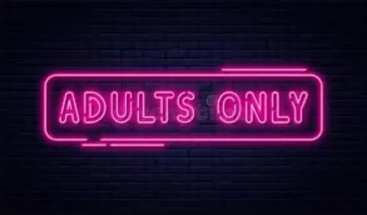 OnlyFans account  ayaa25 header 2