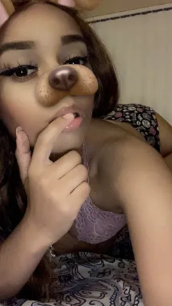 OnlyFans account  roseeeeeb header 2