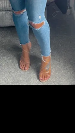 OnlyFans cuenta blondiefeet22 header 2