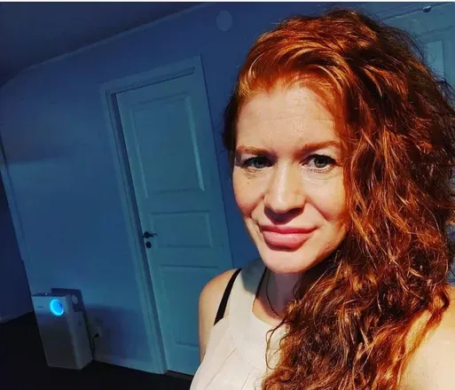 OnlyFans cuenta redbella40 header 2