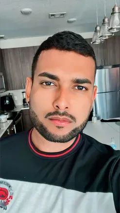 OnlyFans account  eaikevin avatar 1