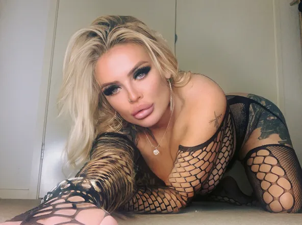 OnlyFans cuenta toxxiroxxi header 2