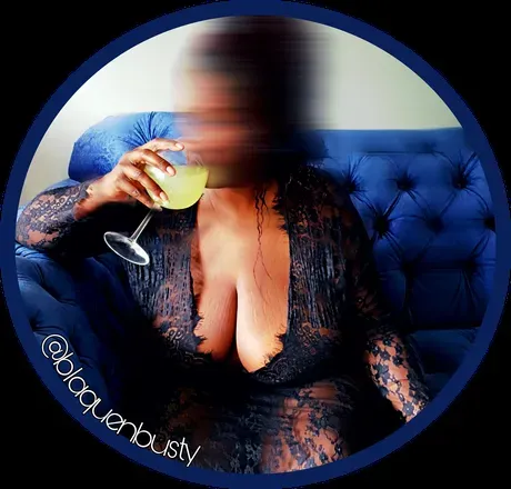 OnlyFans cuenta blaquenbusty avatar 1