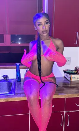 OnlyFans cuenta toxic_trini avatar 1