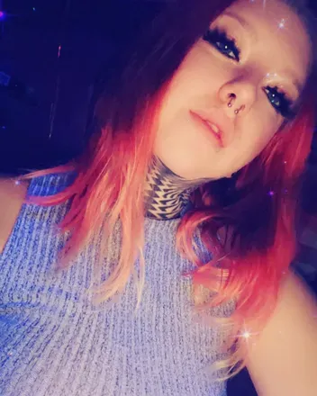 OnlyFans account  crystallstarr avatar 1