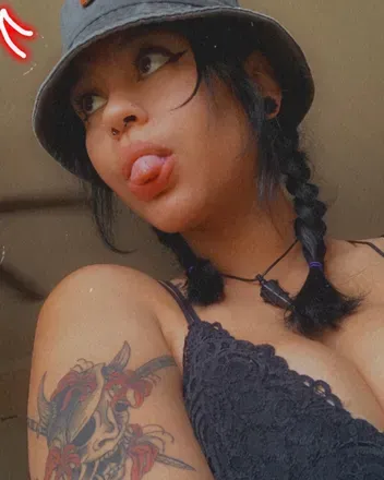 OnlyFans cuenta battrippeevee avatar 1