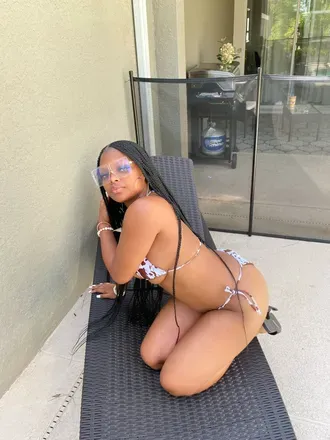OnlyFans cuenta stuckonshonna header 2