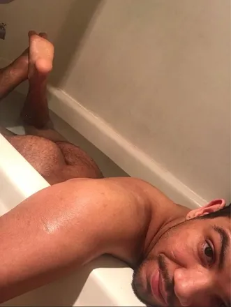 OnlyFans account  tye_midohn header 2