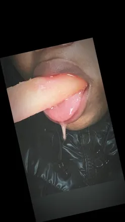 OnlyFans cuenta guyanesehustlaa header 2