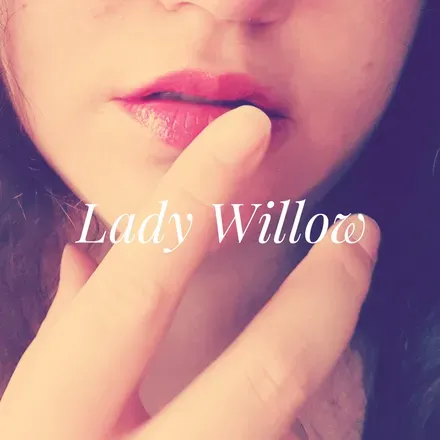 OnlyFans cuenta herrinwillow avatar 1
