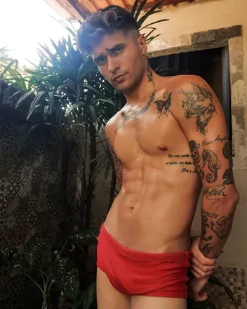 OnlyFans cuenta wallacews3 avatar 1