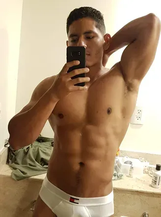 OnlyFans cuenta leonard73948898 avatar 1