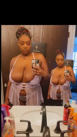 OnlyFans cuenta tiggatitsxxx header 2