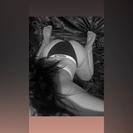 OnlyFans cuenta thicc.momma header 2