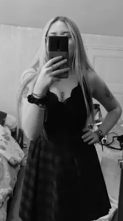 OnlyFans cuenta c.xoni header 2