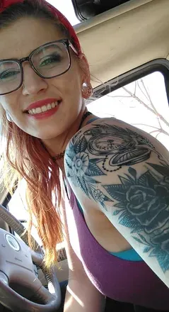 OnlyFans account  sexytattoedstonerchick avatar 1