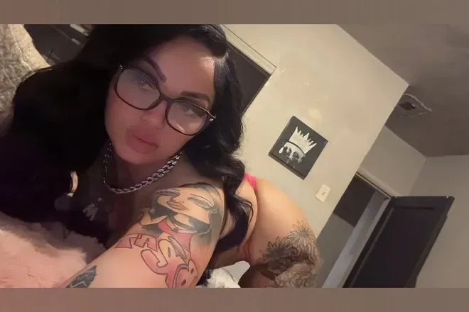 OnlyFans cuenta melaniebuccs header 2