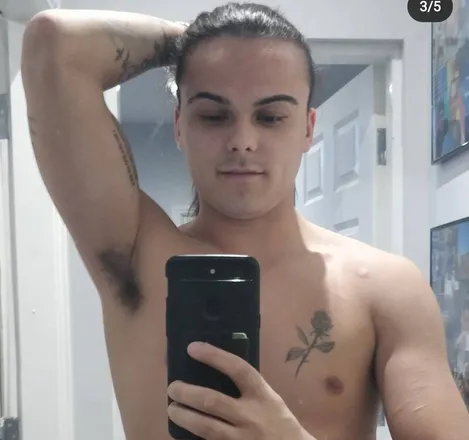 OnlyFans cuenta rcarl header 2