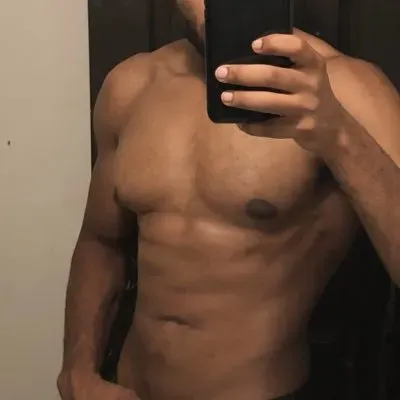 OnlyFans cuenta hugeblk avatar 1