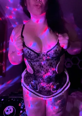 OnlyFans cuenta mysticmercedes avatar 1