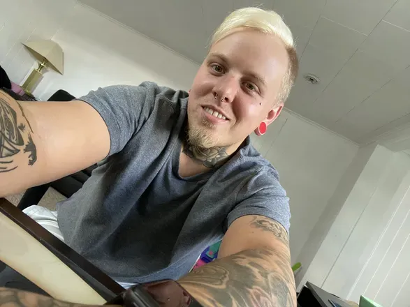 OnlyFans cuenta u45696585 avatar 1