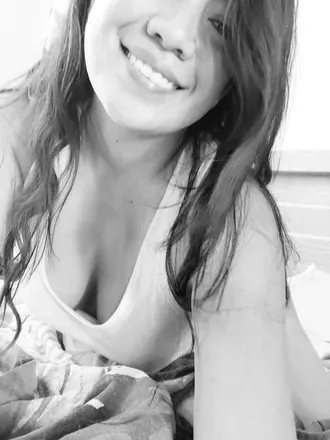 OnlyFans cuenta ivaarre avatar 1