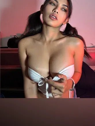 OnlyFans cuenta cherrysia header 2