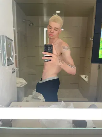 OnlyFans cuenta thelitebright header 2