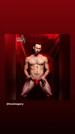 OnlyFans cuenta cortclinexxx header 2