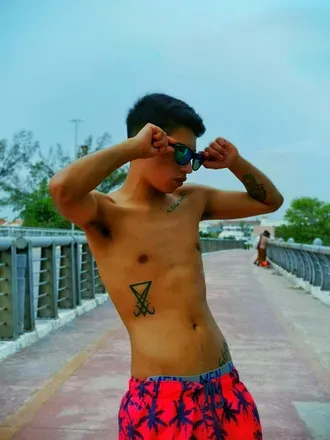 OnlyFans account  u262099310 avatar 1
