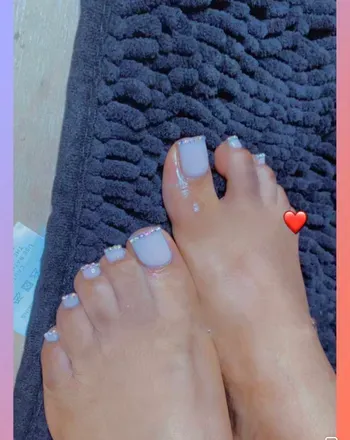 OnlyFans cuenta herfeetdetective avatar 1