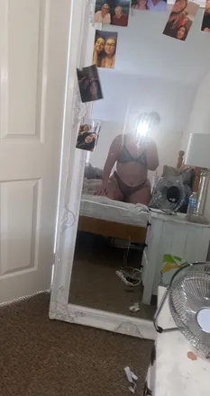 OnlyFans cuenta sunflower56 header 2