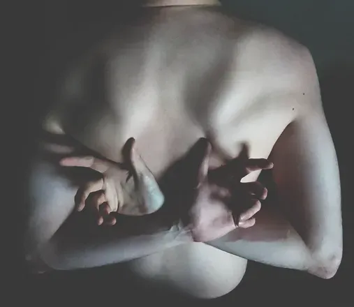 OnlyFans cuenta eldritch_crown header 2
