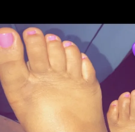 OnlyFans cuenta prettyblacktoes header 2