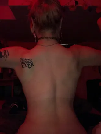 OnlyFans cuenta tiarasntoys header 2