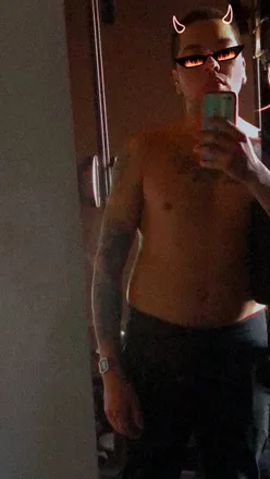 OnlyFans cuenta yercoariel header 2