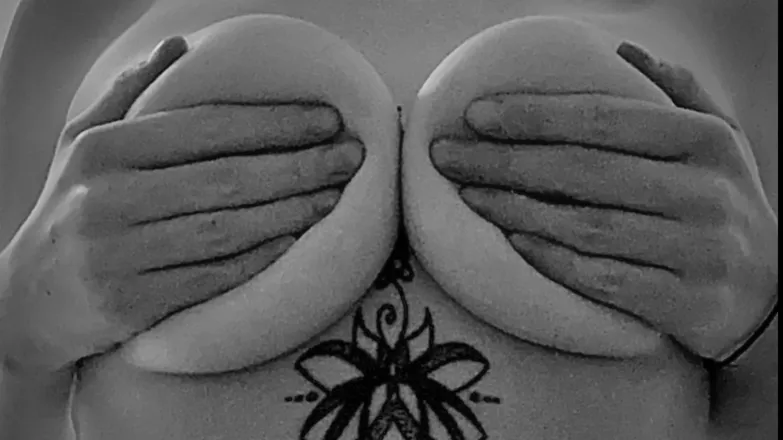 OnlyFans cuenta jessfreexxx header 2