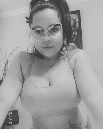 OnlyFans cuenta eliqueencuba header 2