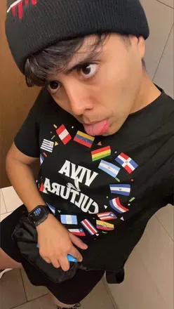 OnlyFans account  xviangelo previous_avatars_1 3