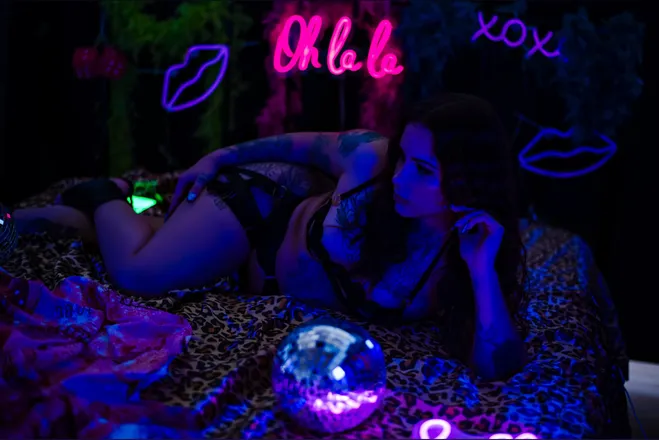 OnlyFans cuenta badxbunnyy header 2