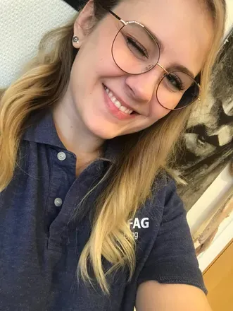 OnlyFans cuenta lunchgirl header 2