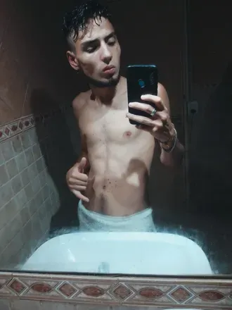 OnlyFans cuenta axelitoo3 avatar 1