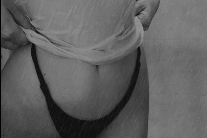 OnlyFans cuenta petitebunny1 header 2